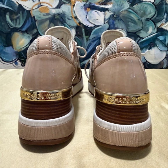 Michael Kors Women's Liv Trainer Wedge Sneakers Sporty Tan Gold Mesh Size 6 - Picture 4 of 15